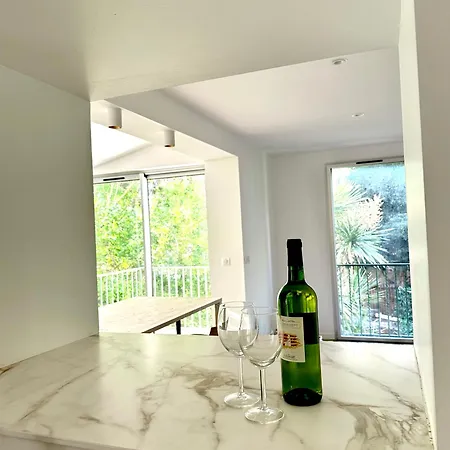 Avec Jardin Prive A 2min De La Apartamento